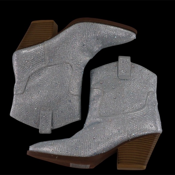 Forever 21 Silver Rhinestone Western Ankle Booties Womens Size 7 - Picture 5 of 9
